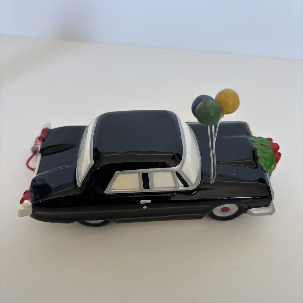 Department 56 Snow Village Just Married Set of 2 Porcelain Village Accessories - Picture 9 of 16